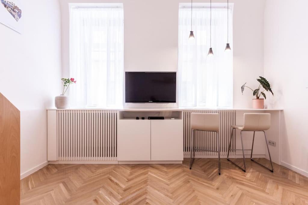 Eszter'S Lovely Downtown Apartment 부다페스트 외부 사진